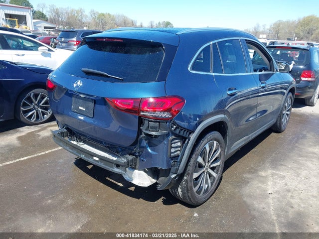 W1N4N4GB3NJ326127 Mercedes-Benz GLA 250