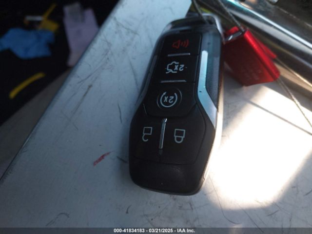 1FM5K7D83GGD33699 Ford EXPLORER XLT