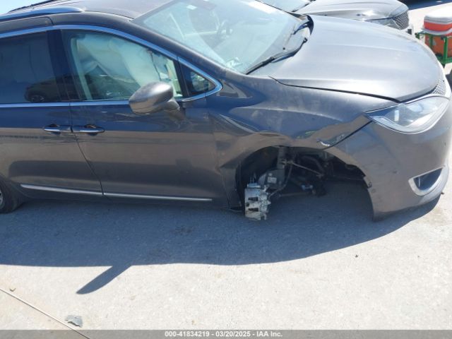2C4RC1EG3LR164881 Chrysler Pacifica Touring L Plus