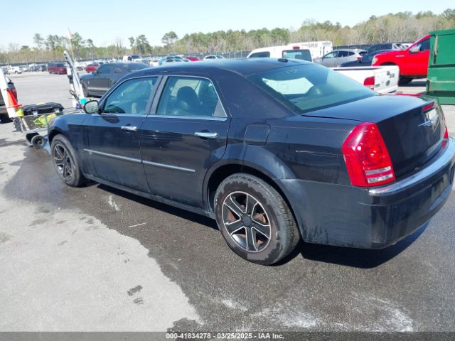 2009 CHRYSLER 300C 2C3KA63TX9H601038 Photo 2