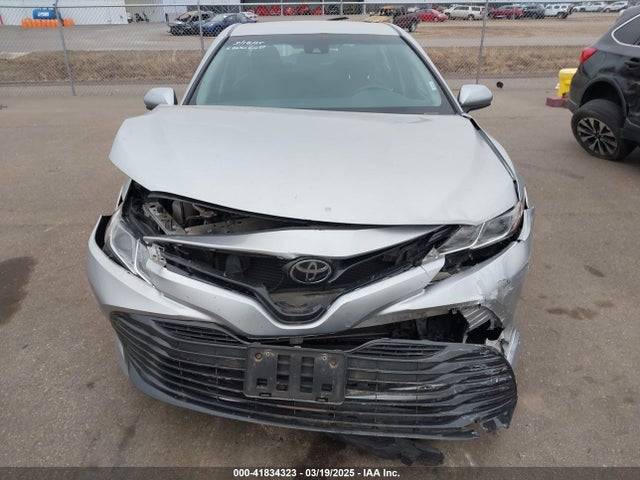 4T1B11HKXJU058172 Toyota CAMRY LE