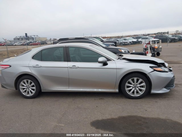 4T1B11HKXJU058172 Toyota CAMRY LE