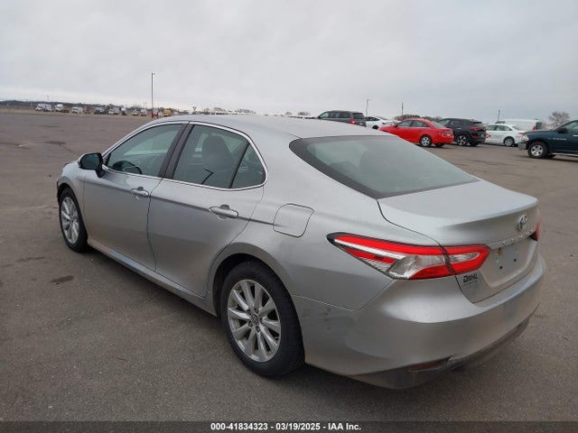 4T1B11HKXJU058172 Toyota CAMRY LE