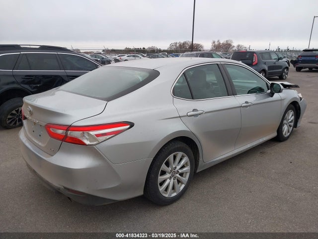 4T1B11HKXJU058172 Toyota CAMRY LE
