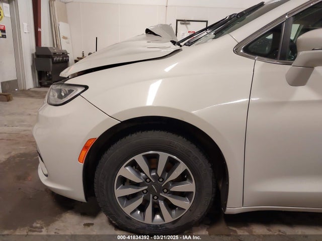 2C4RC1BG7MR531772 Chrysler Pacifica Touring L