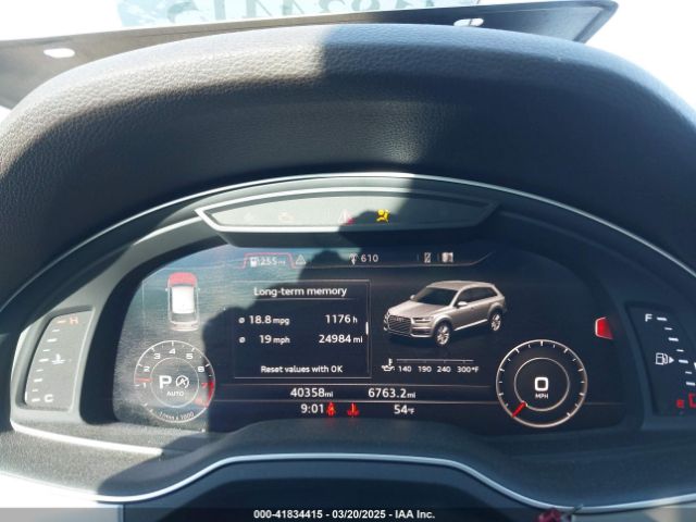 WA1LHAF77KD026200 Audi Q7 45 Premium
