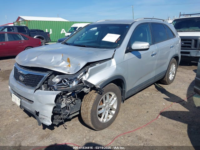 5XYKT3A69EG437937 KIA SORENTO LX