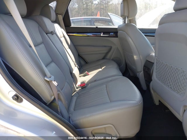 5XYKT3A69EG437937 KIA SORENTO LX