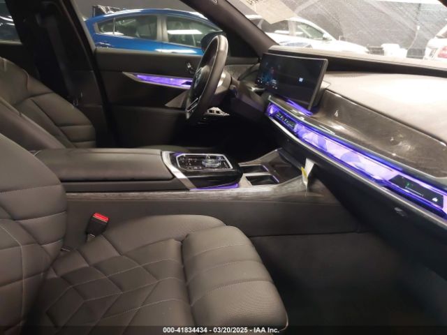 WBY83EH05RCP56428 BMW I7 M70