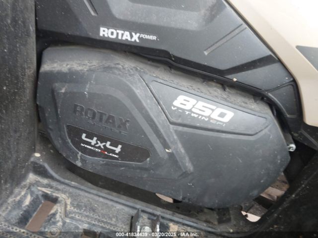 2023 CAN-AM OUTLANDER 3JBLWAU40PJ002762 Photo 8