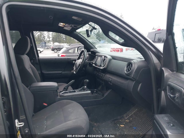 3TMCZ5AN2HM084549 Toyota Tacoma Trd Off Road