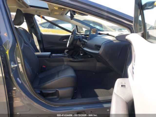 JTDACAAU4R3039009 Toyota Prius Limited