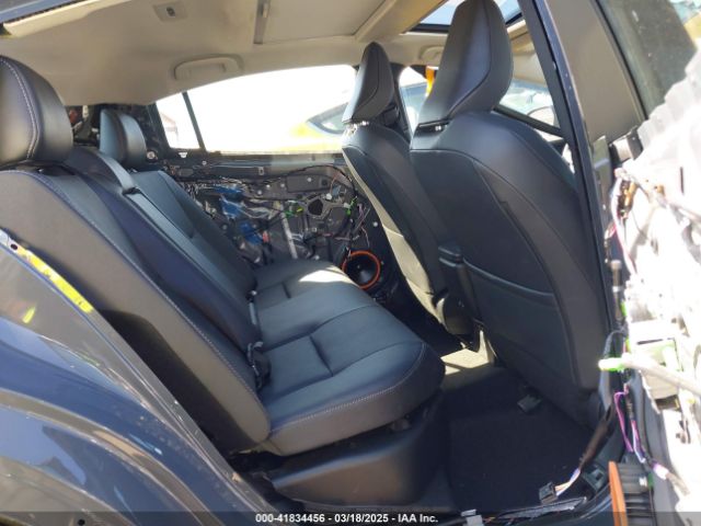 JTDACAAU4R3039009 Toyota Prius Limited