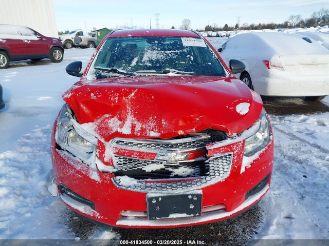 1G1PA5SH9E7320758 Chevrolet Cruze Ls Auto