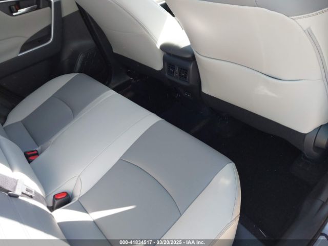 2T3C1RFV5RW339525 Toyota Rav4 Xle Premium