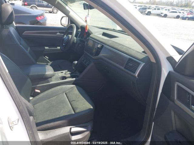 1V2YR2CA0KC582951 Volkswagen Atlas 3.6l V6 Se W/technology R-line