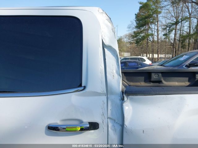 3GTU2NEC7JG557738 GMC Sierra 1500 Slt