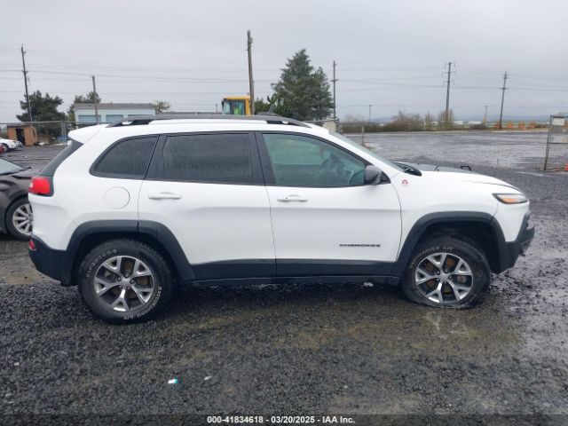 1C4PJMBBXJD567022 Jeep Cherokee Trailhawk 4x4
