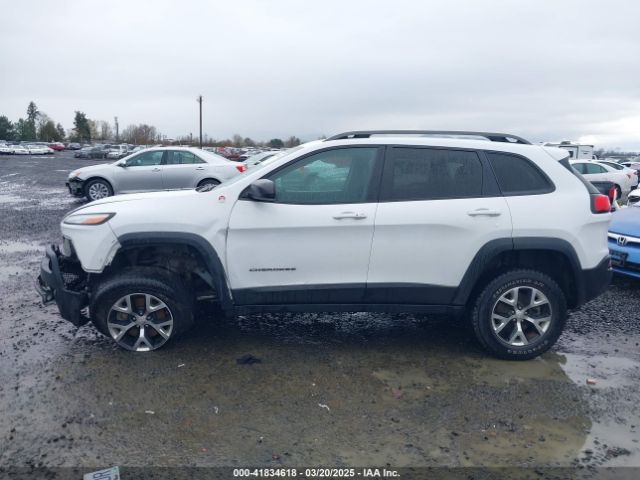 1C4PJMBBXJD567022 Jeep Cherokee Trailhawk 4x4
