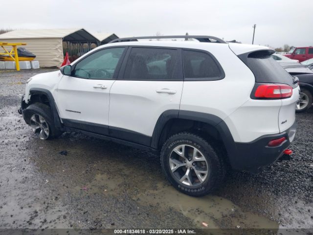 1C4PJMBBXJD567022 Jeep Cherokee Trailhawk 4x4