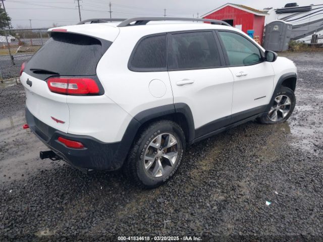 1C4PJMBBXJD567022 Jeep Cherokee Trailhawk 4x4