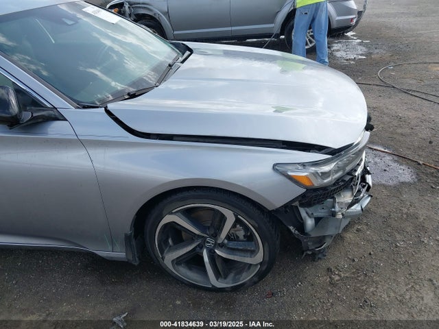 1HGCV1F3XNA022001 Honda Accord Sport