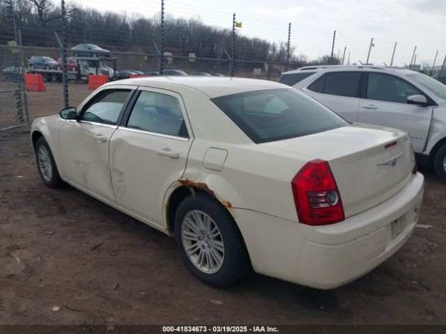 2009 CHRYSLER 300 2C3KA43D09H508381 Photo 2