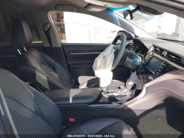 4T1B21HKXJU510473 Toyota Camry Hybrid Se