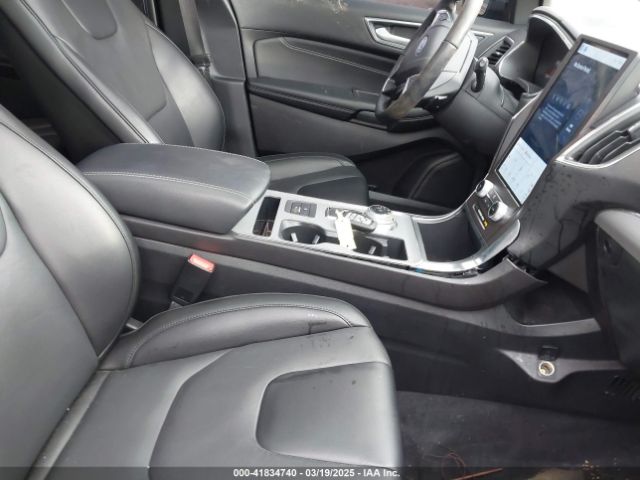 2FMPK4K94MBA32297 Ford Edge Titanium