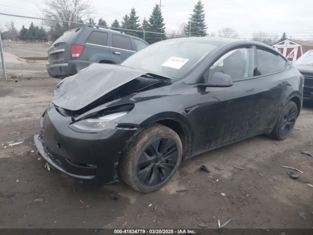 7SAYGDED5SF262735 Tesla Model Y Long Range Dual Motor All-wheel Drive