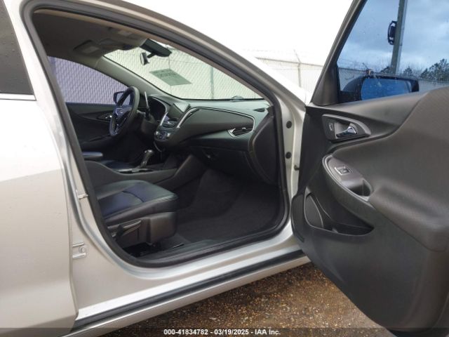 2019 CHEVROLET MALIBU 1G1ZB5ST6KF200587 Photo 4