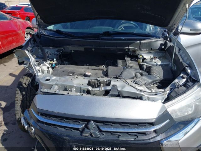 2018 MITSUBISHI OUTLANDER SPORT JA4AR3AW1JU005095 Photo 9