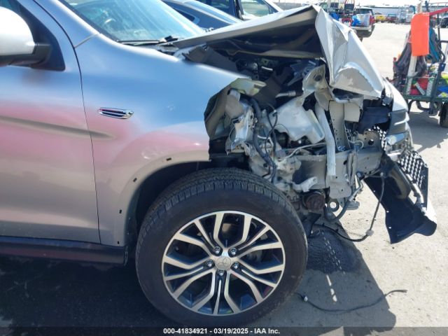 2018 MITSUBISHI OUTLANDER SPORT JA4AR3AW1JU005095 Photo 5