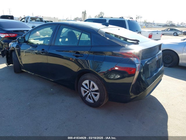 JTDKARFU1H3039405 Toyota Prius Three