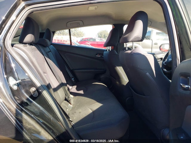 JTDKARFU1H3039405 Toyota Prius Three