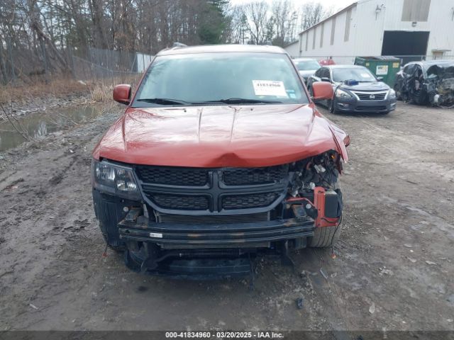 3C4PDCGGXET260827 Dodge Journey Crossroad