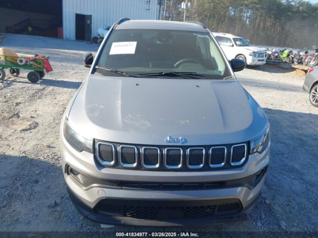 3C4NJDBB4NT165519 Jeep Compass Latitude 4x4