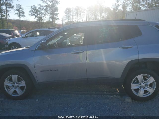 3C4NJDBB4NT165519 Jeep Compass Latitude 4x4