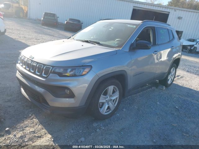 3C4NJDBB4NT165519 Jeep Compass Latitude 4x4