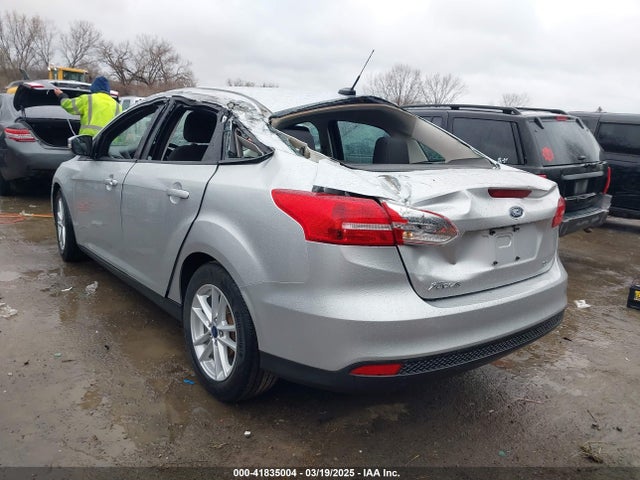 1FADP3F20JL306628 Ford FOCUS SE