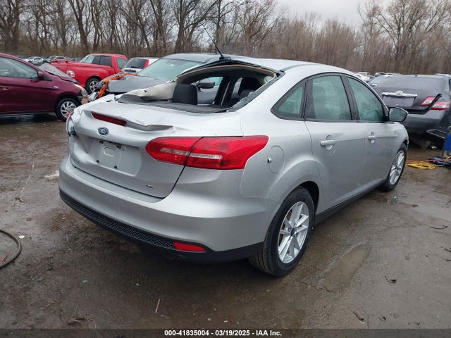 1FADP3F20JL306628 Ford FOCUS SE