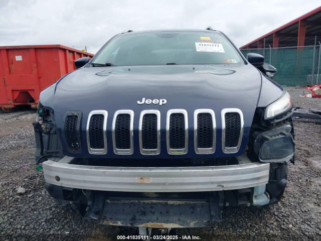1C4PJMCB8EW141080 Jeep Cherokee Latitude