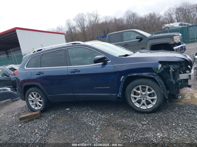 1C4PJMCB8EW141080 Jeep Cherokee Latitude