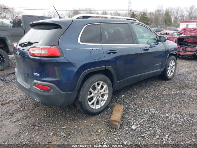 1C4PJMCB8EW141080 Jeep Cherokee Latitude