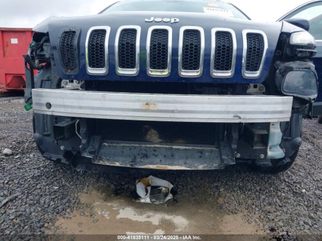 1C4PJMCB8EW141080 Jeep Cherokee Latitude