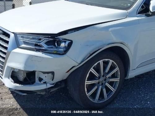 WA1LHAF72HD038067 Audi Q7 2.0t Premium