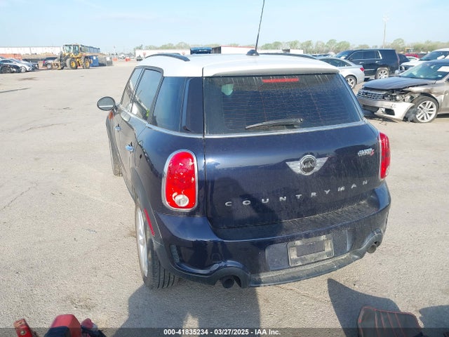 2013 MINI COUNTRYMAN WMWZC5C58DWP33707 Photo 2