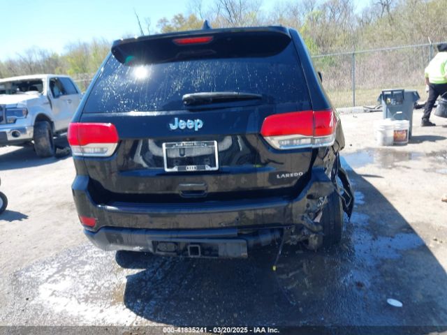 1C4RJEAG0KC581112 Jeep Grand Cherokee Laredo E 4x2