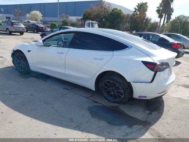5YJ3E1EB7JF108519 Tesla Model 3 Long Range/performance
