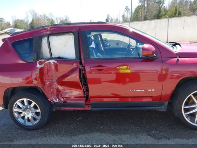 1C4NJDEB9GD685610 Jeep Compass Latitude